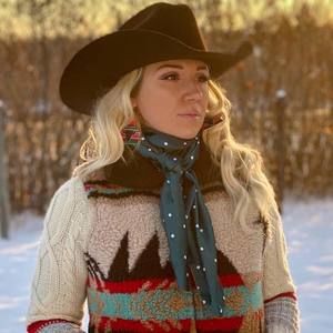 Meet your Posher, Victoria